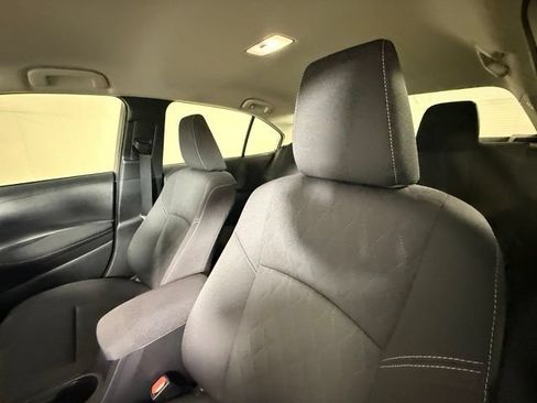 Used 2024 Toyota Corolla LE FWD image 8