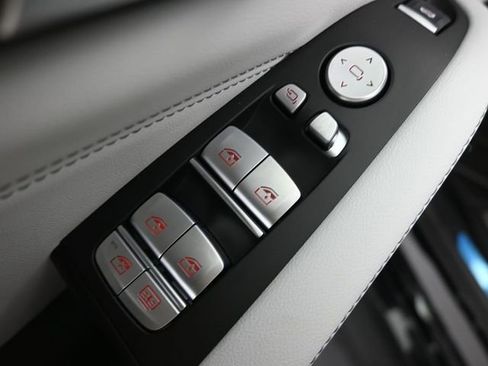 New 2026 BMW X7 xDrive40i image 13