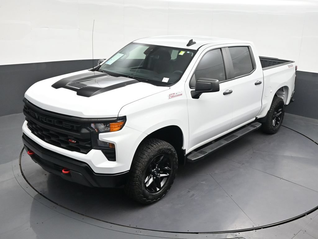 Used 2024 Chevrolet Silverado 1500 Custom Trail Boss AWD/4WD image 17