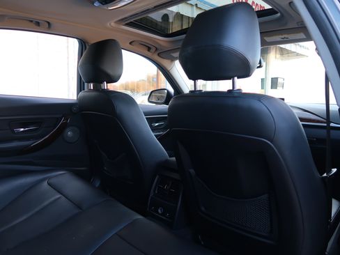 Used 2014 BMW 335i xDrive Sedan image 33