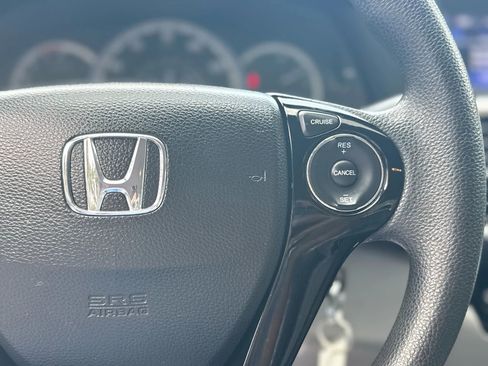 Used 2016 Honda Accord LX image 31