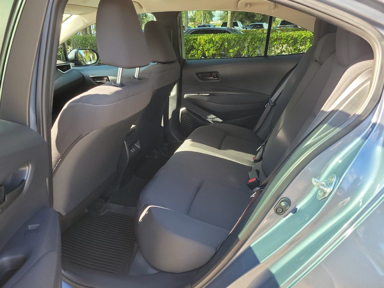 Used 2023 Toyota Corolla LE FWD image 10