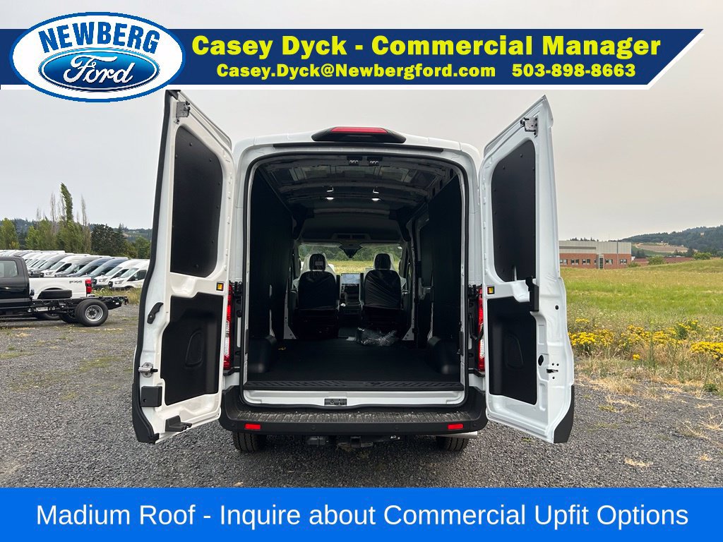 New 2026 Ford Transit 250 148 Medium Roof w/ Load Area Protection Package RWD image 9
