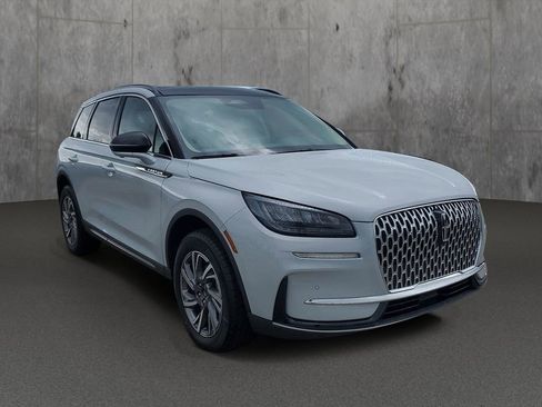 New 2026 Lincoln Corsair Premiere FWD image 30