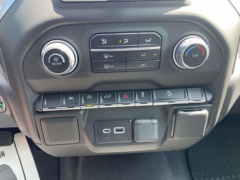 Used 2024 Chevrolet Silverado 1500 Custom Trail Boss image 18