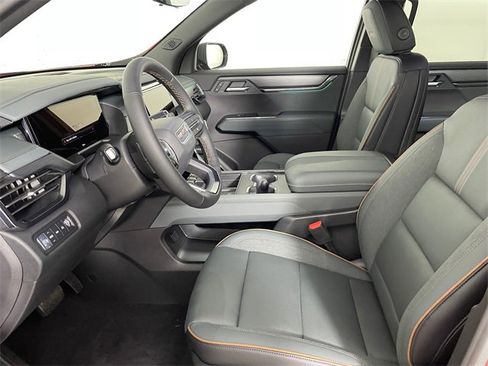 New 2026 GMC Acadia AT4 w/ Luxury Package image 2