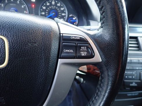 Used 2010 Honda Crosstour EX-L image 30
