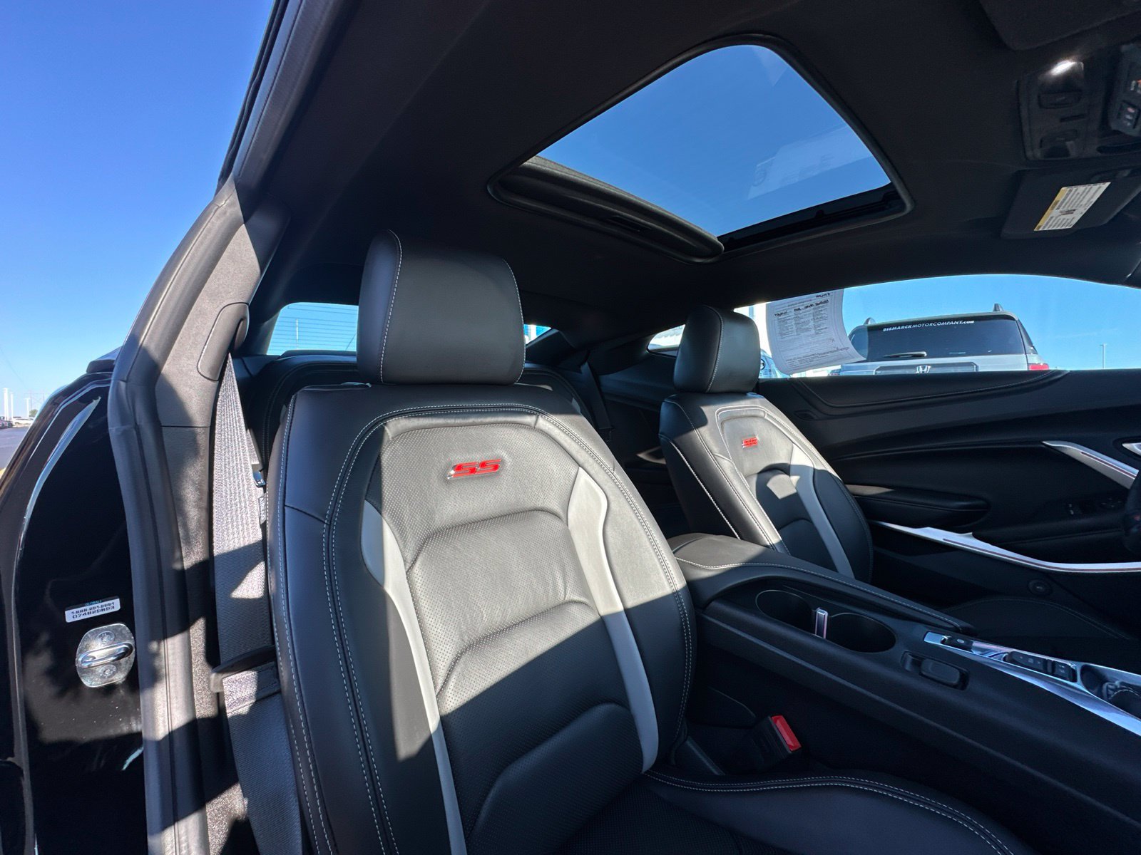 Used 2023 Chevrolet Camaro SS RWD image 31