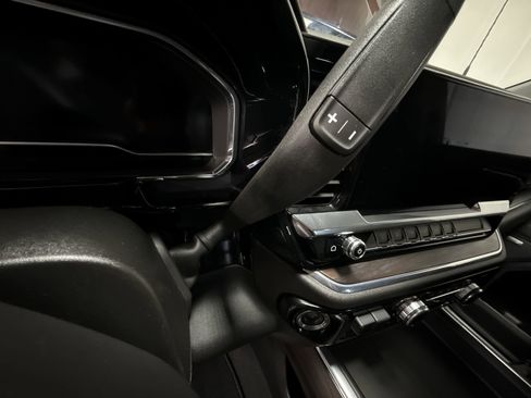 Used 2024 GMC Sierra 3500 SLT w/ SLT Premium Package image 16