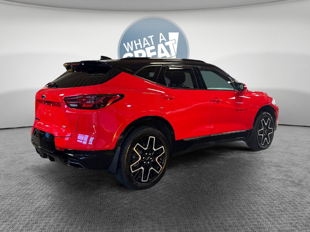 Used 2023 Chevrolet Blazer RS w/ Driver Confidence II Package AWD/4WD image 3