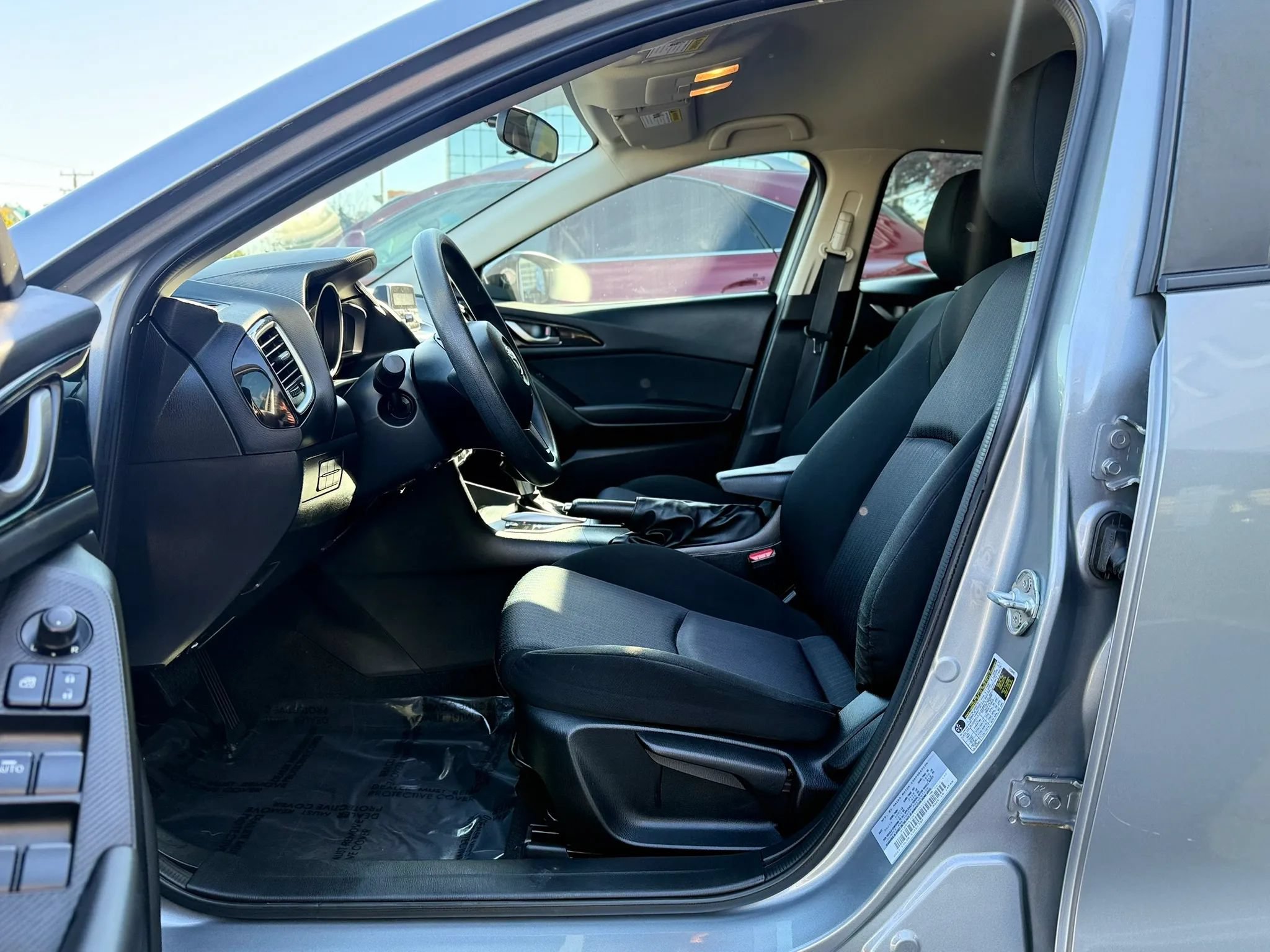 Used 2014 MAZDA MAZDA3 i Sport FWD image 10
