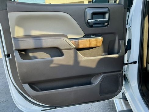 Used 2017 GMC Sierra 1500 SLT w/ SLT Premium Package image 30