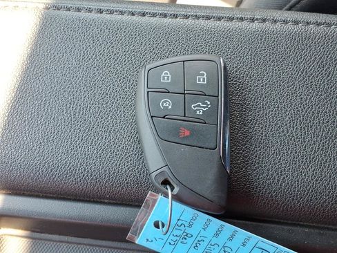 Used 2024 Chevrolet Silverado 1500 LT AWD/4WD image 21