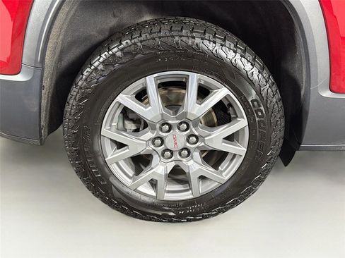 Used 2021 GMC Acadia SLT w/ Technology Package AWD/4WD image 38
