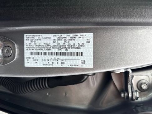 Certified 2024 Lincoln Corsair Reserve w/ Equipment Group 201A AWD/4WD image 32