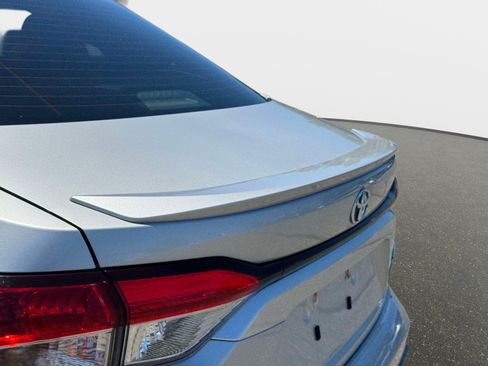 Certified 2024 Toyota Corolla SE FWD image 12