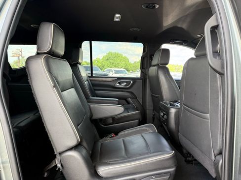 Used 2023 Chevrolet Suburban Premier RWD image 25