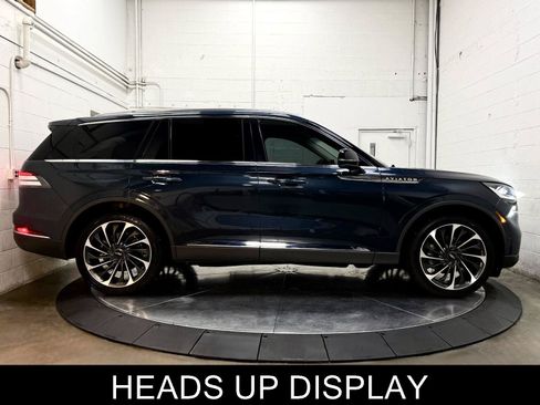 Used 2023 Lincoln Aviator Reserve w/ Equipment Group 201A AWD/4WD image 8