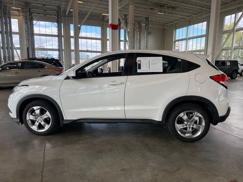 Used 2022 Honda HR-V LX image 6