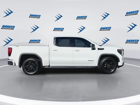 Used 2023 GMC Sierra 1500 Elevation w/ Preferred Package image 9