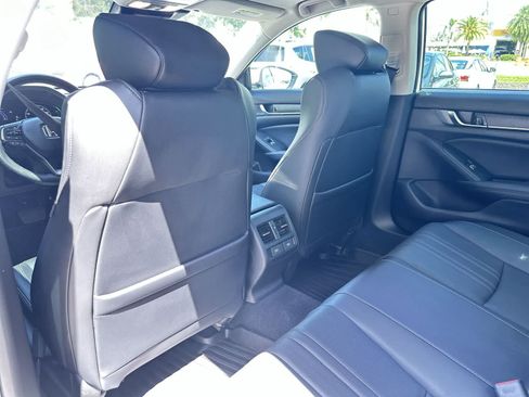 Used 2022 Honda Accord EX-L image 14