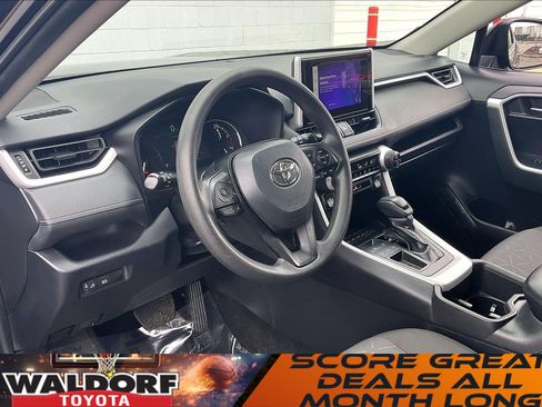 Used 2024 Toyota RAV4 XLE image 18