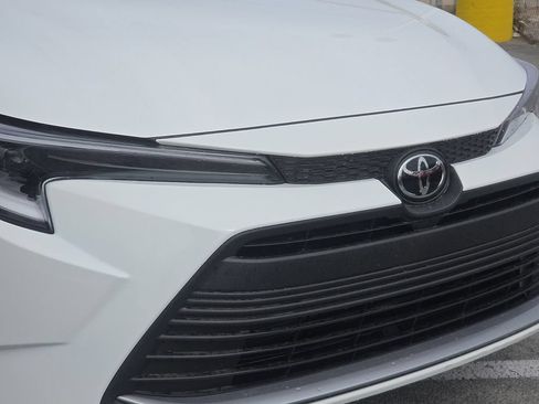 Used 2026 Toyota Corolla XLE FWD image 7