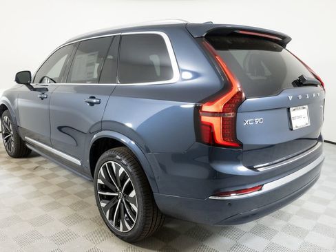 Certified 2026 Volvo XC90 B6 Plus w/ Protection Package Premier image 10