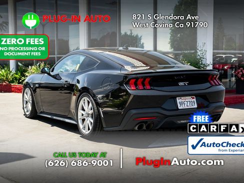 Used 2024 Ford Mustang GT Premium RWD image 2