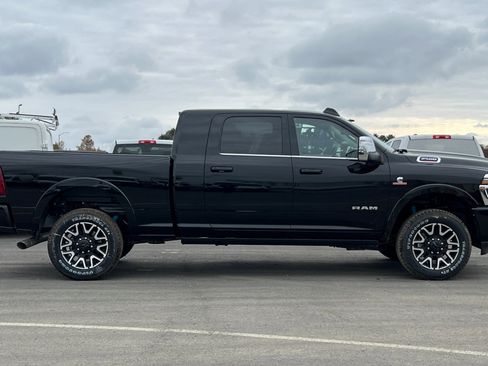 New 2026 RAM 2500 Limited image 2