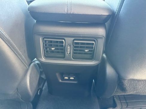 Used 2021 Toyota RAV4 XLE Premium FWD image 15