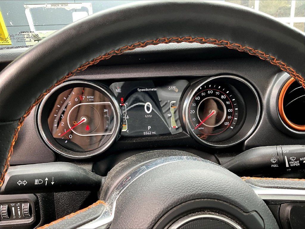 Used 2022 Jeep Gladiator Mojave w/ Dual Top Group AWD/4WD image 14