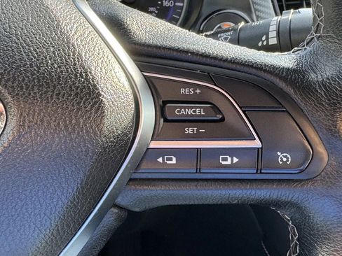 Used 2017 INFINITI Q60 3.0t image 15