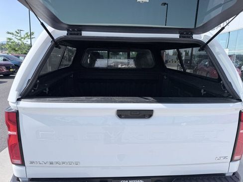 Used 2025 Chevrolet Silverado 3500 LTZ w/ LTZ Plus Package AWD/4WD image 9