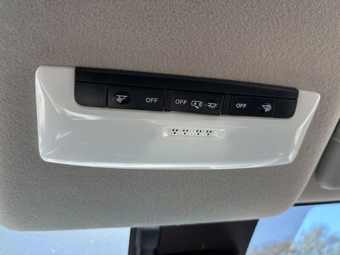 New 2025 Nissan Versa S w/ Trunk Package image 29