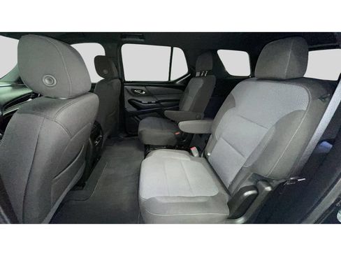 Used 2023 Chevrolet Traverse LT AWD/4WD image 15
