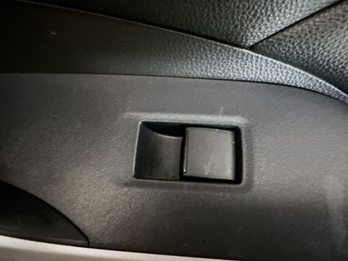 Used 2020 Toyota RAV4 LE image 30