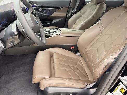 Used 2025 BMW 530i RWD image 5