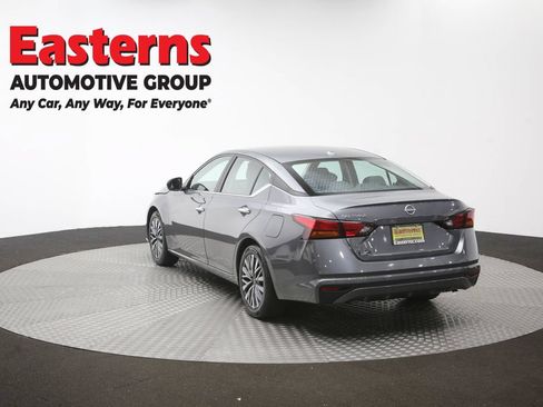Used 2025 Nissan Altima 2.5 SV FWD image 65
