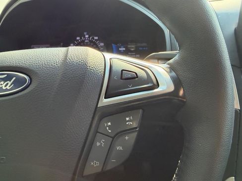 Certified 2024 Ford Edge SEL w/ Convenience Package AWD/4WD image 14