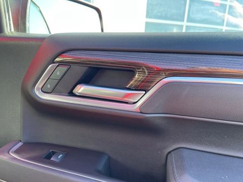 Used 2025 Chevrolet Silverado 1500 LT image 20