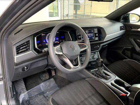 Used 2022 Volkswagen Jetta Sport image 18