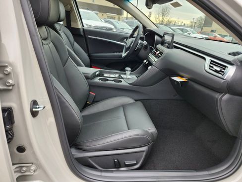 New 2026 Genesis G70 2.5T image 11