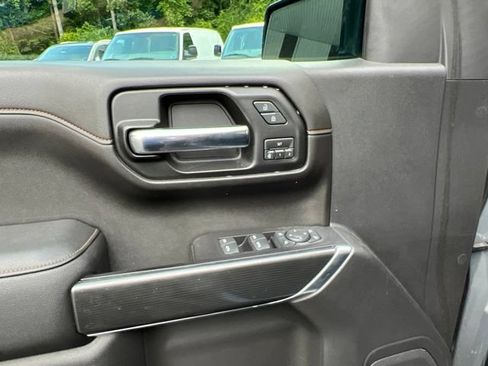 Used 2019 GMC Sierra 1500 AT4 w/ Off Road Performance Package AWD/4WD image 21