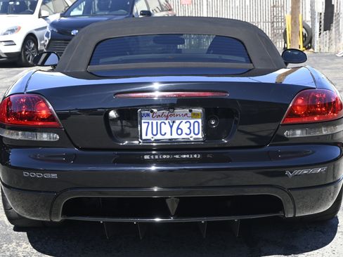 Used 2003 Dodge Viper SRT-10 image 6