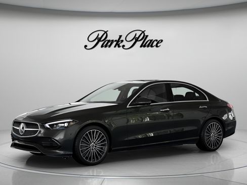 Used 2026 Mercedes-Benz C 300 Sedan image 2