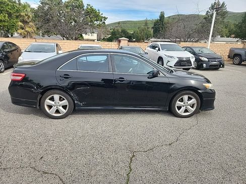 Used 2010 Toyota Camry SE image 6