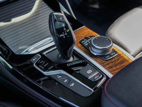 Used 2019 BMW X4 M40i w/ Executive Package image 23