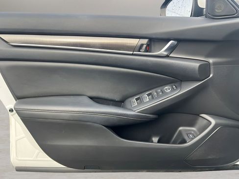 Used 2019 Honda Accord Sport image 22
