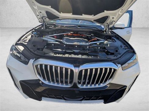 Used 2026 BMW X5 xDrive50e w/ M Sport Package AWD/4WD image 22